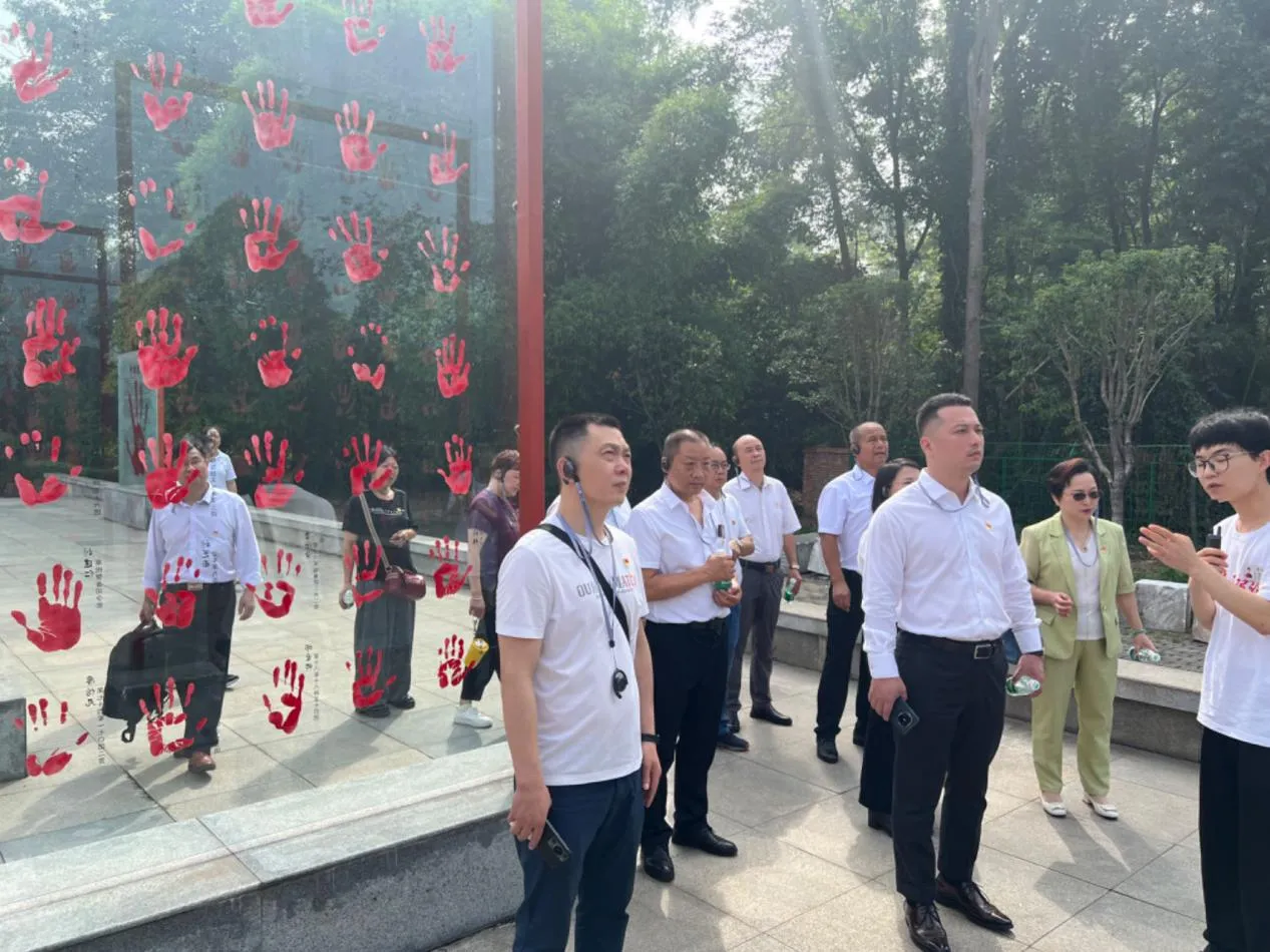 «Вспоминая прошлое, глядя в будущее, укрепляя веру, служа развитию»123 (3)