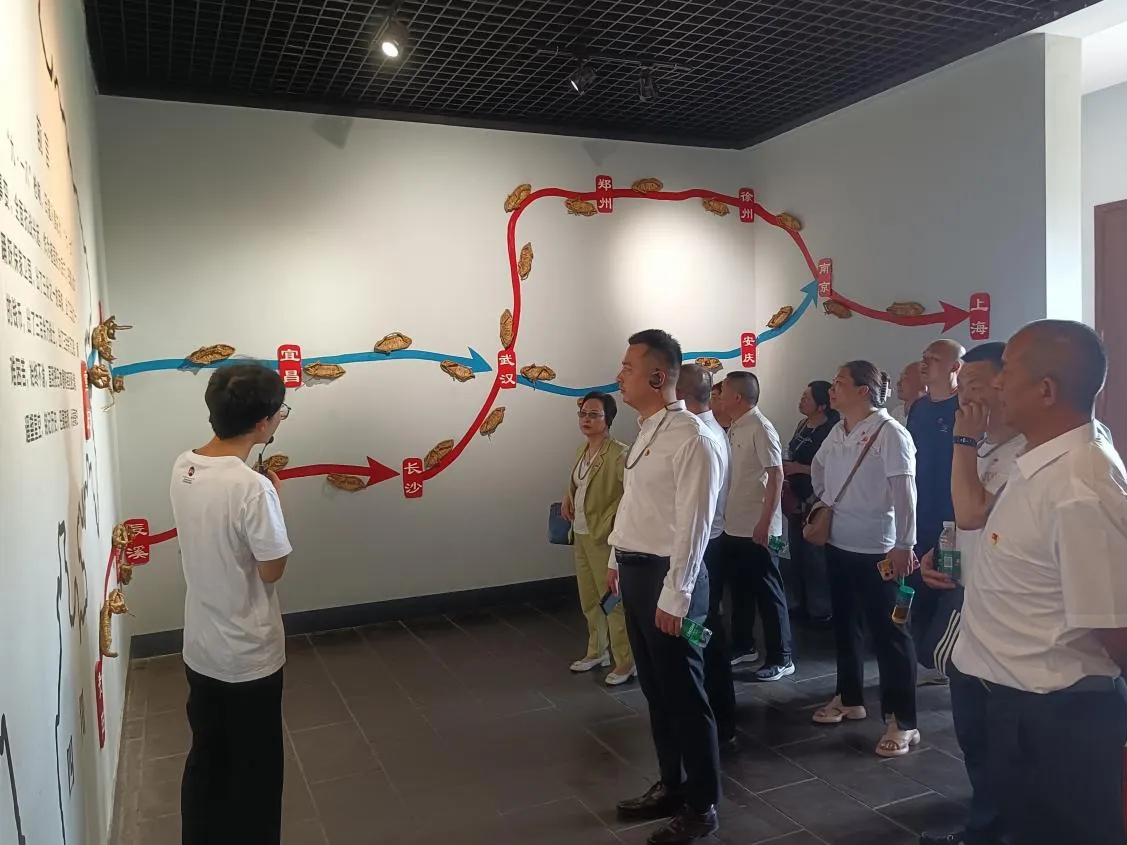 «Вспоминая прошлое, глядя в будущее, укрепляя веру, служа развитию»123 (5)