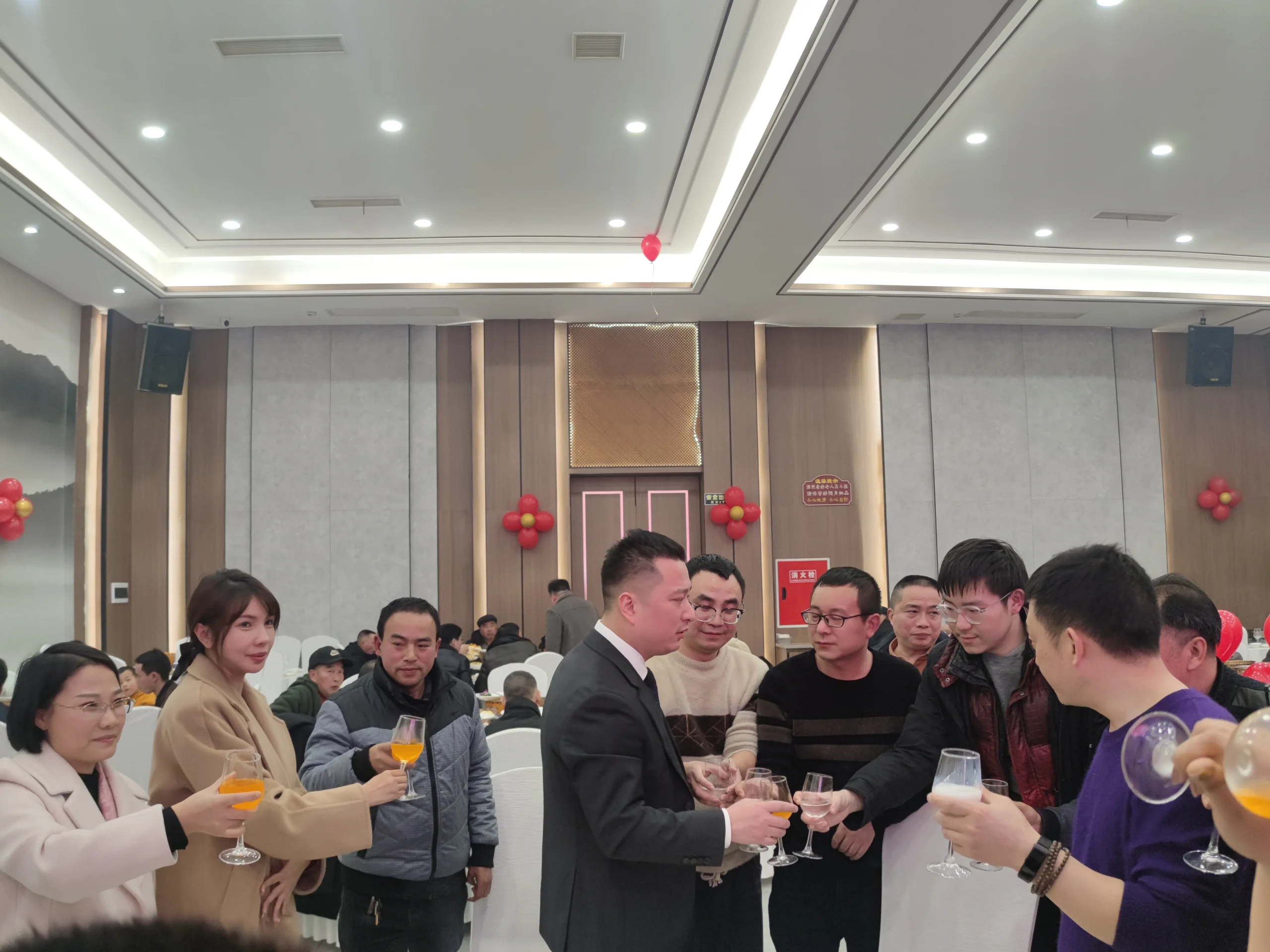 Под покровительством Змеи — к новым свершениям и блестящему будущему Новогодний праздничный вечер11956 (11)